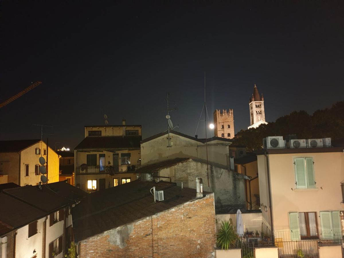 Dimora Rosso San Zeno - Wifi Veloce E Adatto Per Famiglie Верона Экстерьер фото